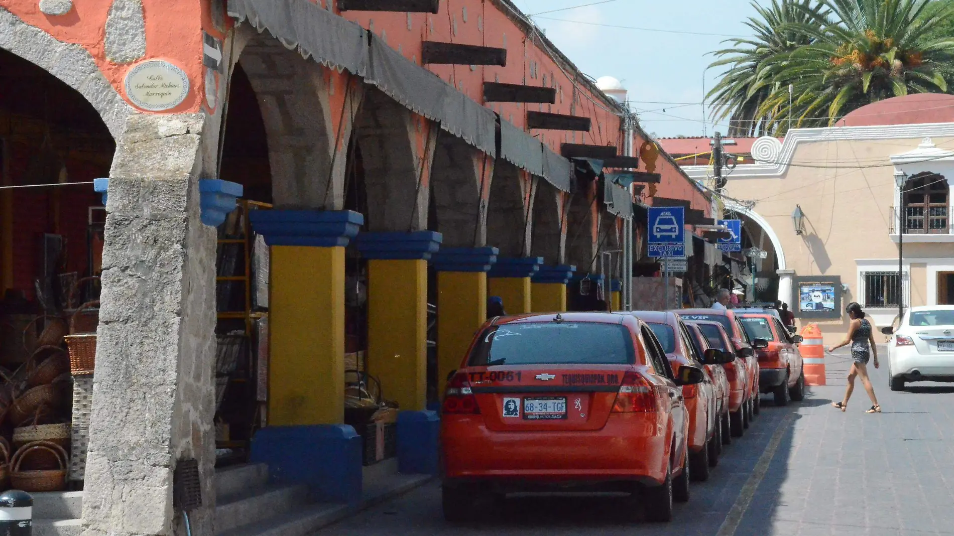 Pocos servicios de movilidad registran los taxistas del municipio de Tequisquiapan.